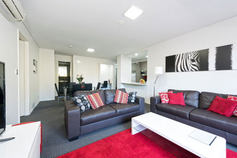 Astra Apartments North Sydney - Mackay Tourism 9