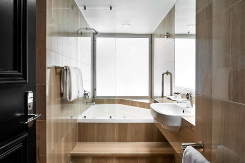 Sheraton Grand Mirage Resort, Gold Coast - Mackay Tourism 20