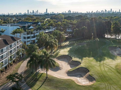 Mercure Gold Coast Resort - Mackay Tourism 0