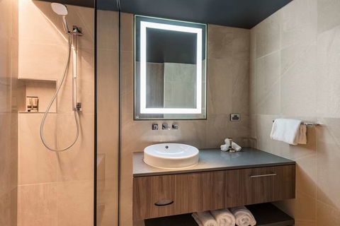 Wrest Point Hotel & Casino - Mackay Tourism 6