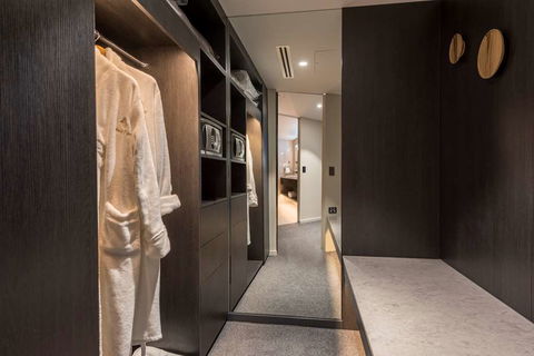 Wrest Point Hotel & Casino - Mackay Tourism 14