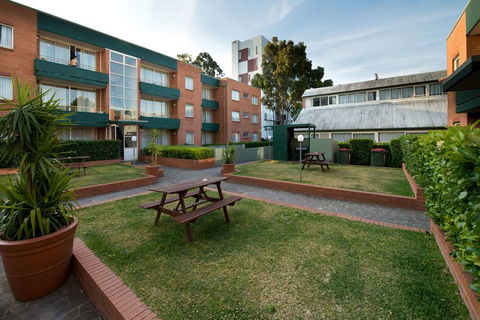 APX Apartments Parramatta - Mackay Tourism 3