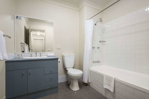 APX Apartments Parramatta - Mackay Tourism 6