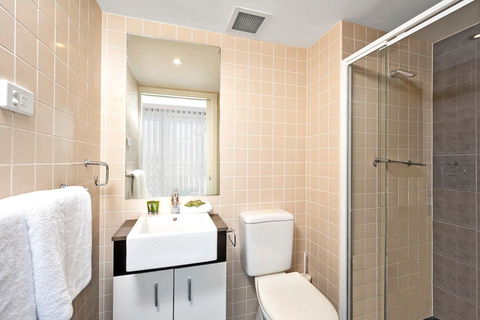 Astra Apartments Parramatta - Mackay Tourism 5