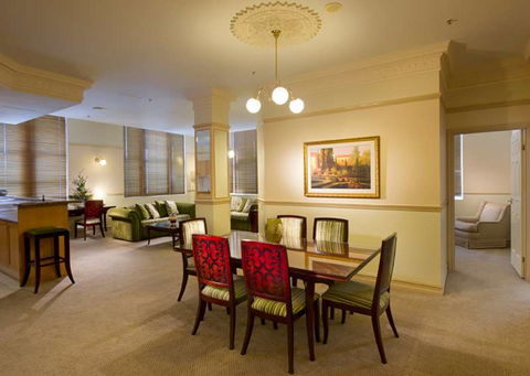 Royal Albert Hotel - Mackay Tourism 6