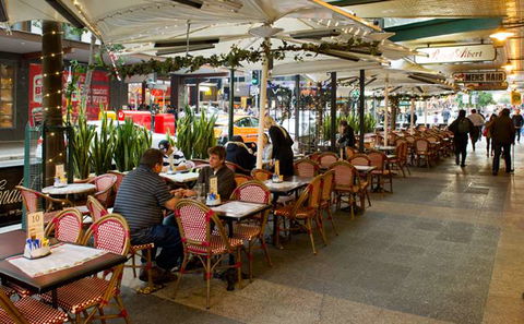 Royal Albert Hotel - Mackay Tourism 13