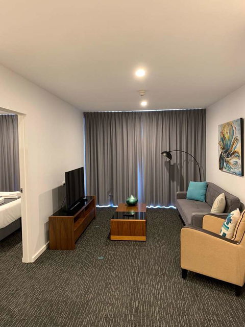 Adelaide Dress Circle Apartments - Mackay Tourism 3