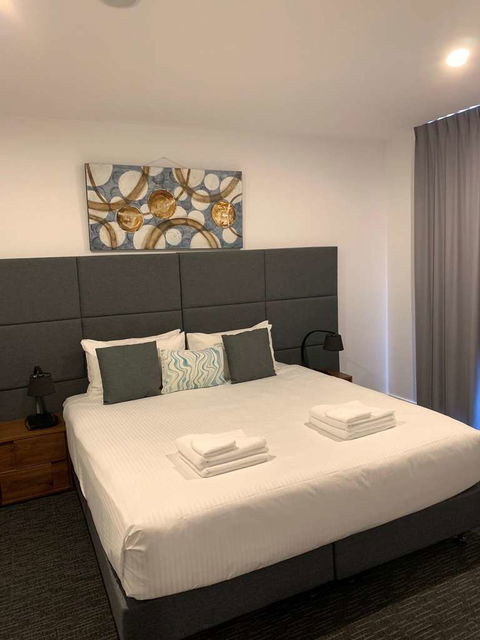 Adelaide Dress Circle Apartments - Mackay Tourism 6