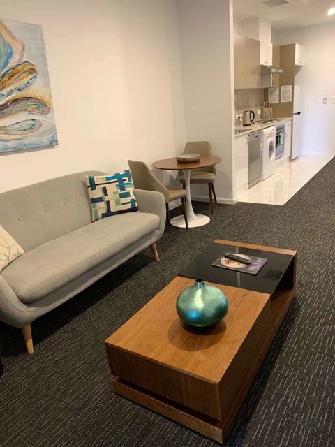 Adelaide Dress Circle Apartments - Mackay Tourism 9