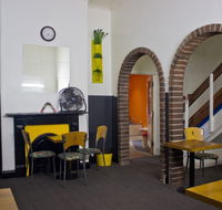 Adelaide Travellers Inn - Mackay Tourism