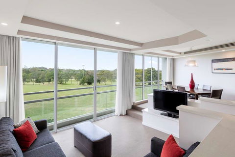 RACV Royal Pines Resort - Mackay Tourism 12