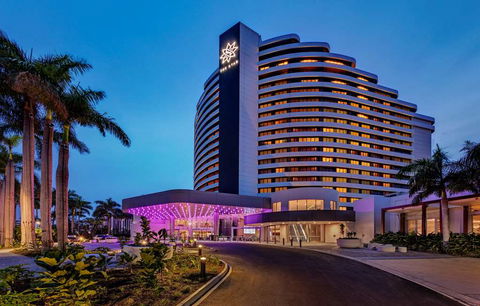 The Star Grand Hotel, Gold Coast - Mackay Tourism 1