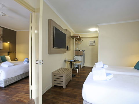 Mantra Club Croc - Mackay Tourism 5