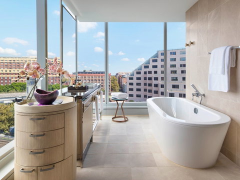 Sofitel Sydney Darling Harbour - Mackay Tourism 3