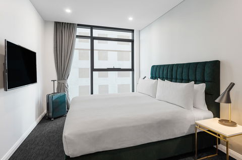 Meriton Suites Sussex Street, Sydney - Mackay Tourism 3