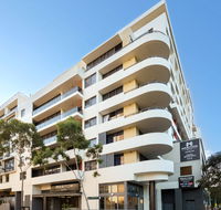 Meriton Suites Waterloo - Mackay Tourism