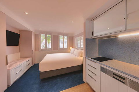 Adina Apartment Hotel Chippendale - Mackay Tourism 13