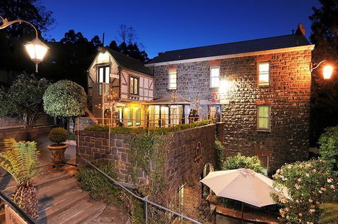 Adeline Bed & Breakfast - Mackay Tourism 0