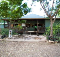 Adels Grove Camping Park Hotel - Mackay Tourism