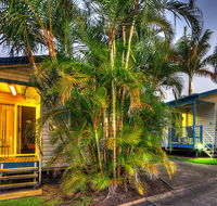 Alex Beach Cabins  Tourist Park - Mackay Tourism