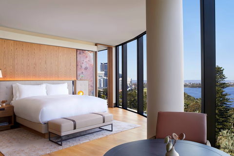 The Ritz-Carlton Perth - Mackay Tourism 2