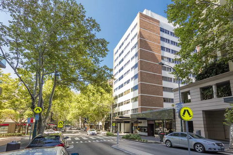 The Macleay Serviced Apartment Hotel - Mackay Tourism 2