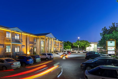 Adelaide Inn - Mackay Tourism 0