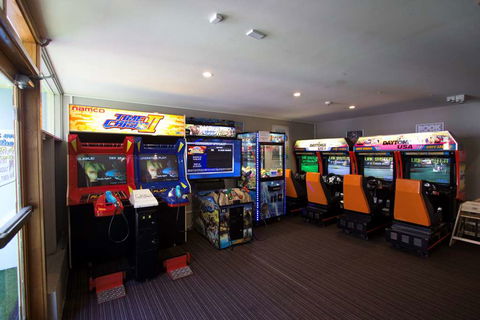 Nightcap At High Flyer Hotel - Mackay Tourism 2