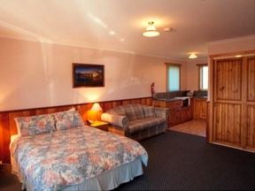 Kentish Hills Retreat - Mackay Tourism 1