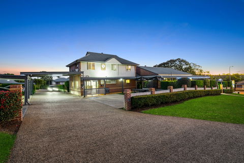 Ambassador On Ruthven Motel - Mackay Tourism 0
