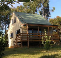 Carinya Park Orchard Cottage - Mackay Tourism