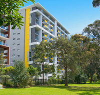 Astra Apartments MacQuarie Park - Mackay Tourism