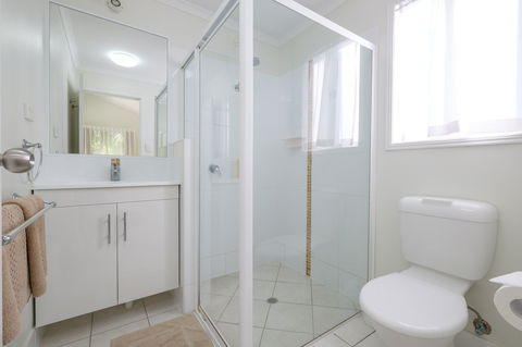 Barney Beach Accommodation Centre - Mackay Tourism 2