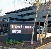 Townhouse Hotel Wagga - Mackay Tourism