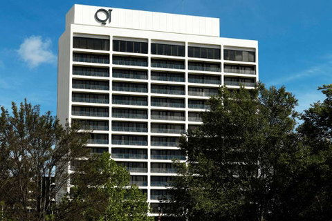 QT Canberra - Mackay Tourism 0