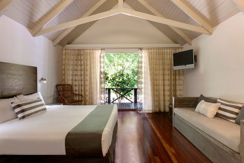 Hamilton Island Palm Bungalows - Mackay Tourism 0
