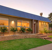Quality Inn Swan Hill - Mackay Tourism