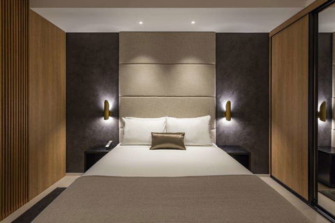 SKYE Suites Sydney - Mackay Tourism 1