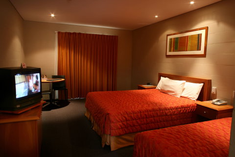 Outback Hotel & Lodge - Mackay Tourism 2