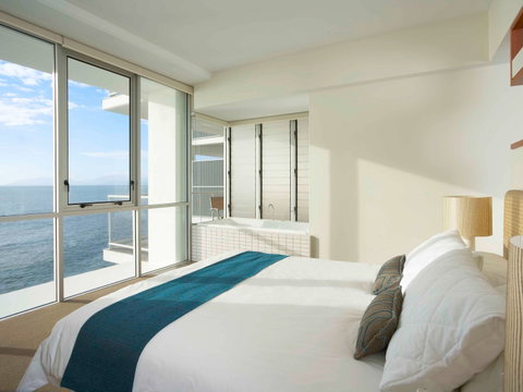 Grand Mercure Apartments Magnetic Island - Mackay Tourism 3