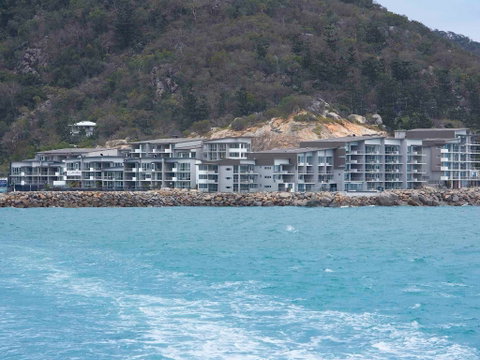 Grand Mercure Apartments Magnetic Island - Mackay Tourism 7