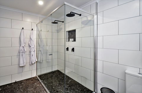 Hotel Grand Chancellor Townsville - Mackay Tourism 14