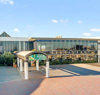 Quality Hotel Lighthouse - Mackay Tourism