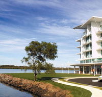 Ramada Hotel  Suites Ballina - Mackay Tourism