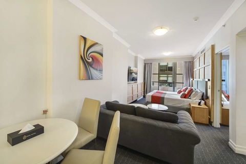 YEHS Hotel Sydney Harbour Suites - Mackay Tourism 6