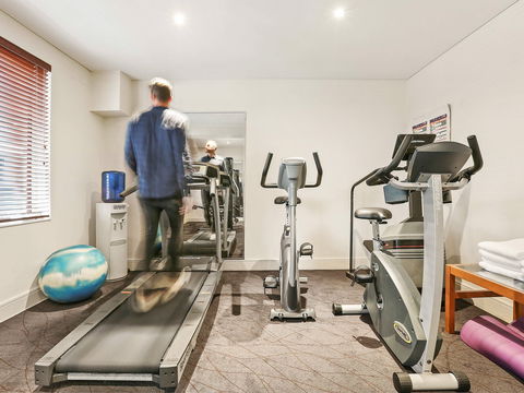 Hotel Ibis World Square - Mackay Tourism 12