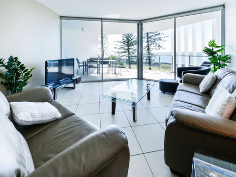 Grand Mercure Apartments Bargara - Mackay Tourism 7