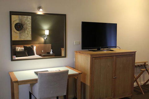 Swan Hill Resort - Mackay Tourism 2