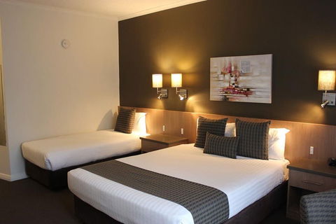 Swan Hill Resort - Mackay Tourism 4