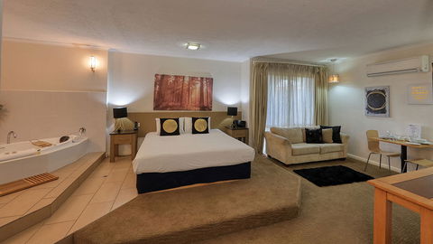 Swan Hill Resort - Mackay Tourism 14
